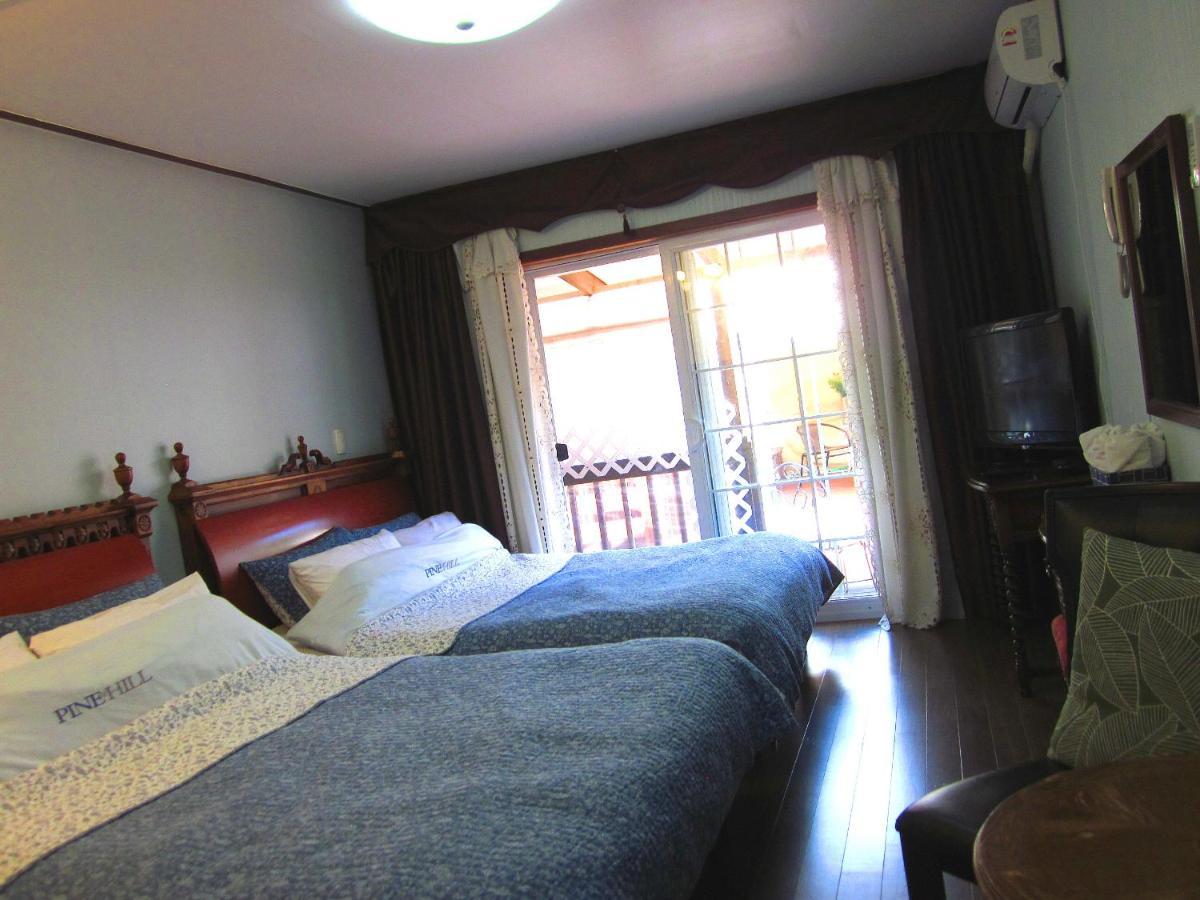 Mayfair Deneb Pension Phjongcshang Kültér fotó